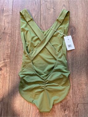 Londre Crossback Matcha Green Size Small Long